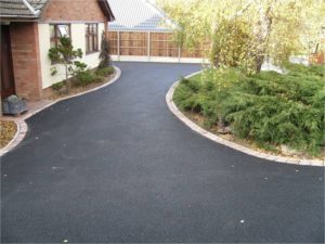 Picture of a tarmac driveway